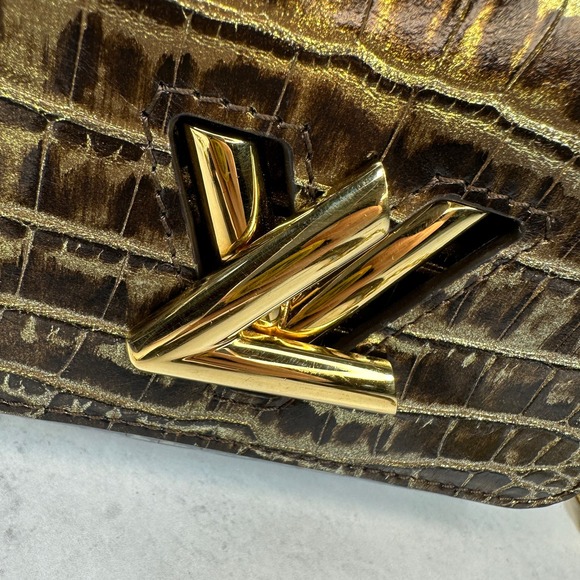 Louis Vuitton Alligator Twist Bag PM Mini Monogram Crossbody Gold Crocodile LV - Picture 7 of 16
